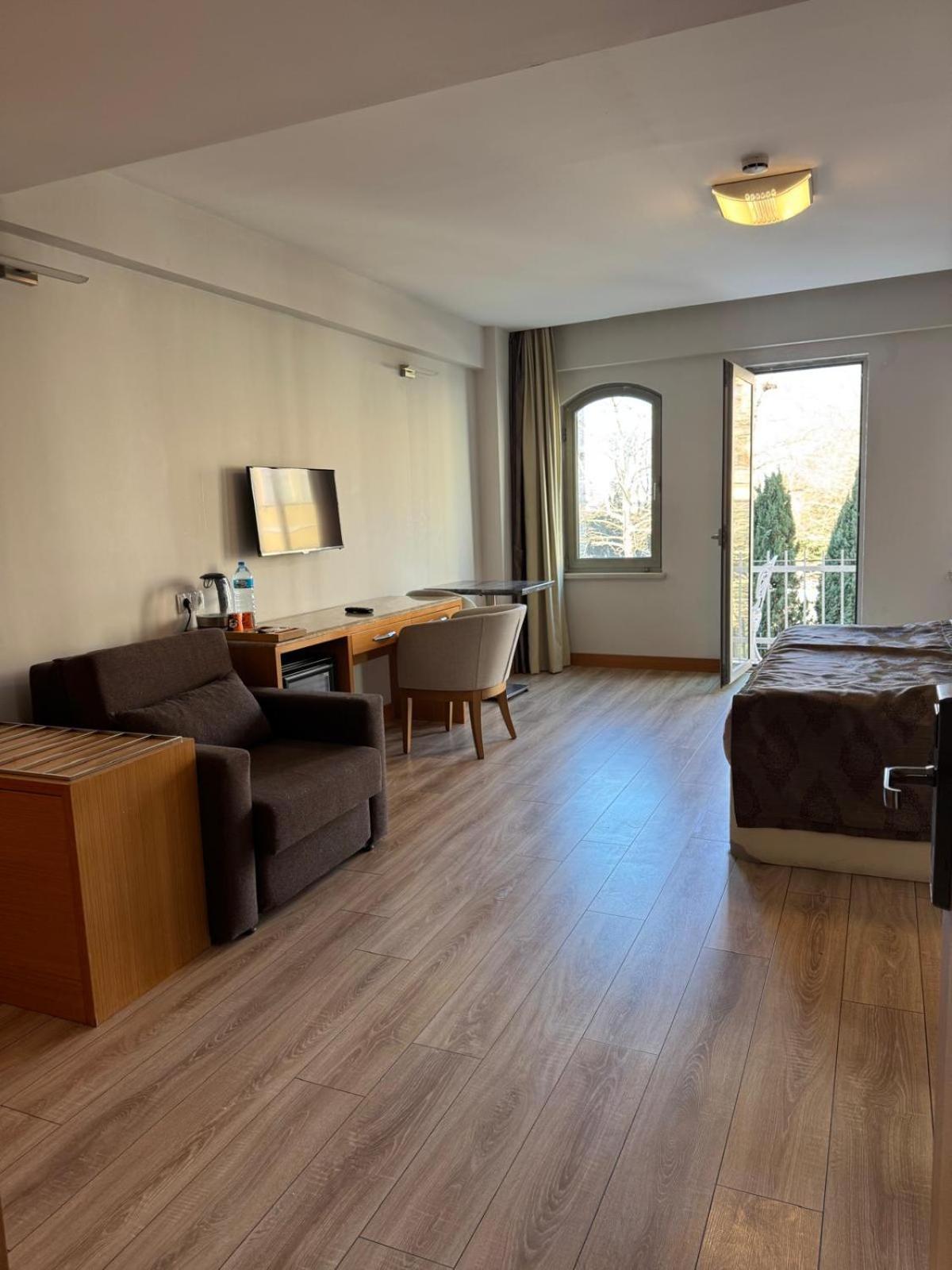 Pera M Taksim Otel 4*